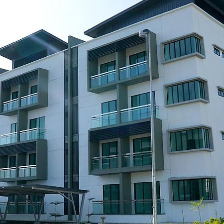 Faiz Homestay 古晋 外观 照片